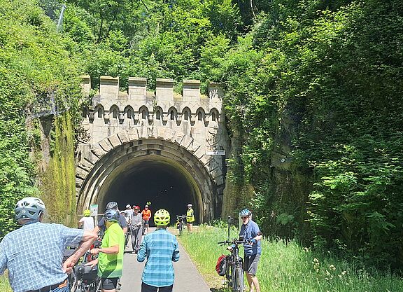 Radweg unter dem Karst mit Schwelmer Tunnel